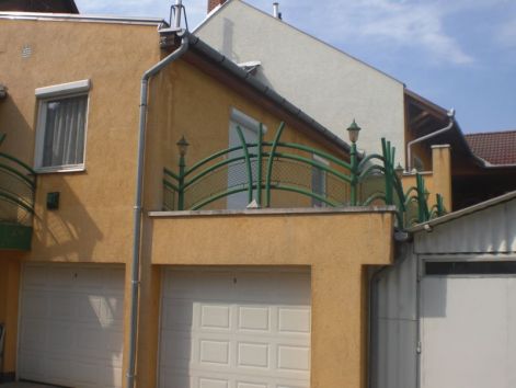remeny_6-03.jpg