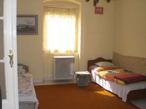 remeny_6-10m.jpg